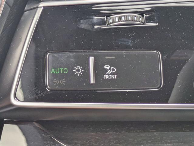 new 2025 Audi Q7 car, priced at $74,580