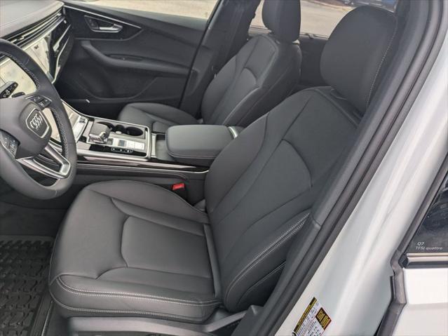 new 2025 Audi Q7 car, priced at $74,580