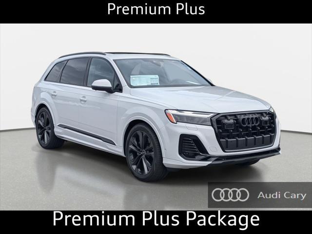 new 2025 Audi Q7 car, priced at $70,528