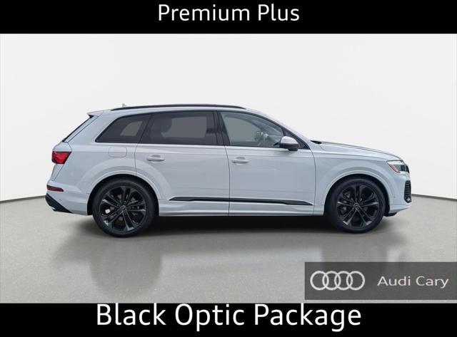 new 2025 Audi Q7 car, priced at $70,528