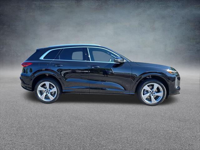 new 2025 Audi Q5 car, priced at $60,776