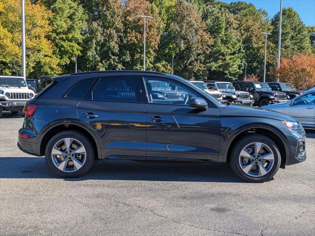 new 2025 Audi Q5 car, priced at $48,985