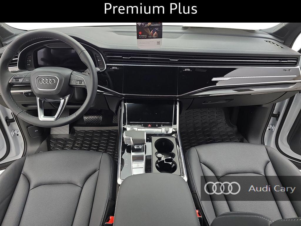 new 2025 Audi Q7 car, priced at $69,911