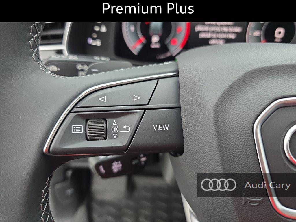 new 2025 Audi Q7 car, priced at $69,911
