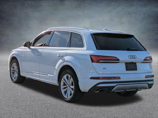 new 2025 Audi Q7 car, priced at $61,415