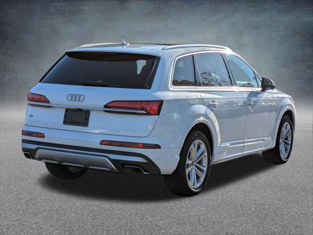 new 2025 Audi Q7 car, priced at $61,415