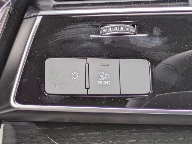 new 2025 Audi Q7 car, priced at $76,380