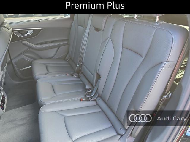 new 2025 Audi Q7 car, priced at $70,528