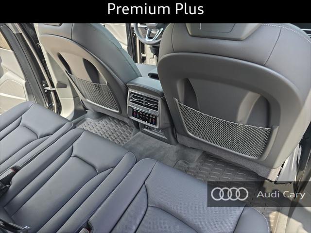 new 2025 Audi Q7 car, priced at $70,528