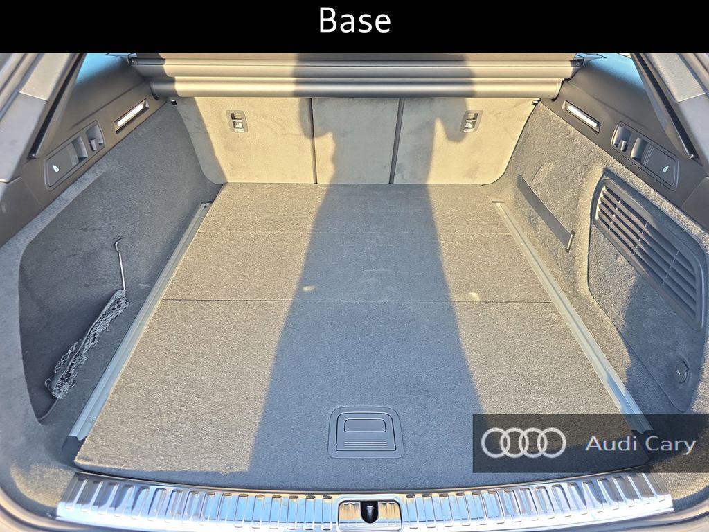 new 2026 Audi RS 6 Avant car, priced at $161,765