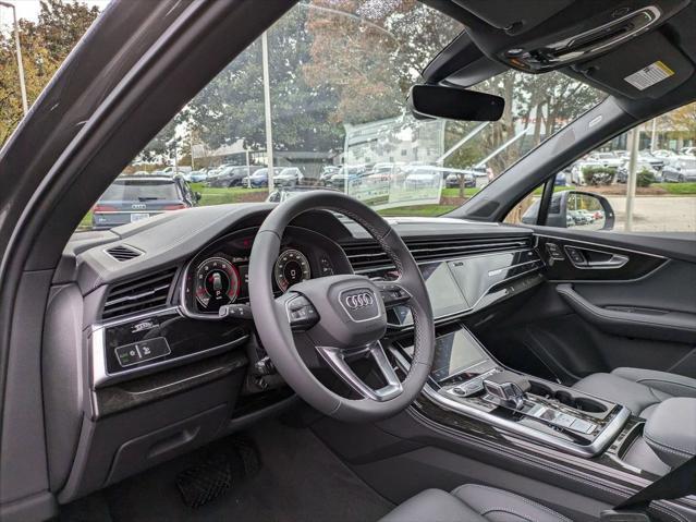 new 2025 Audi Q7 car, priced at $79,692