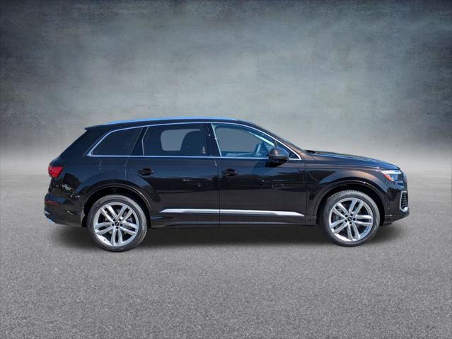 new 2025 Audi Q7 car, priced at $69,864