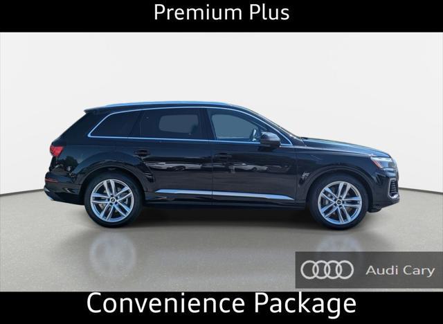 new 2025 Audi Q7 car, priced at $69,323