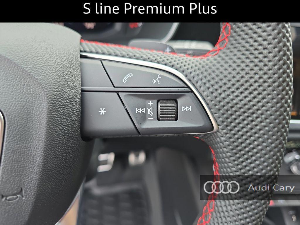 new 2025 Audi Q3 car, priced at $45,256