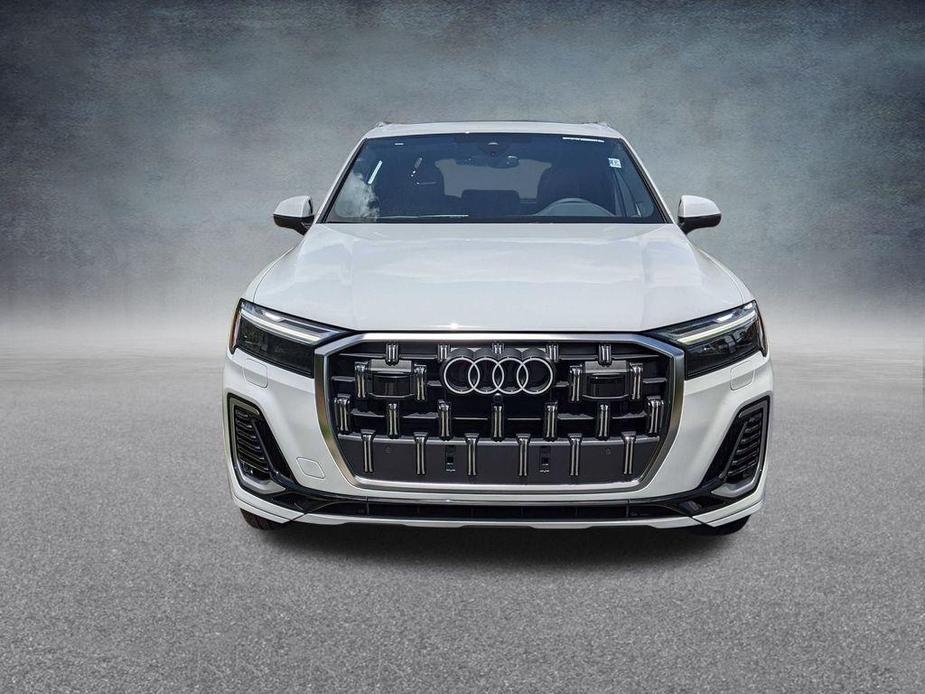 new 2025 Audi Q7 car, priced at $72,544