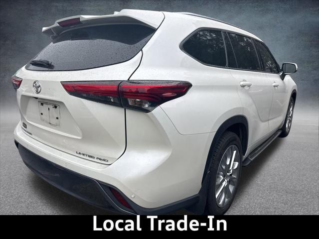 used 2020 Toyota Highlander car, priced at $27,950