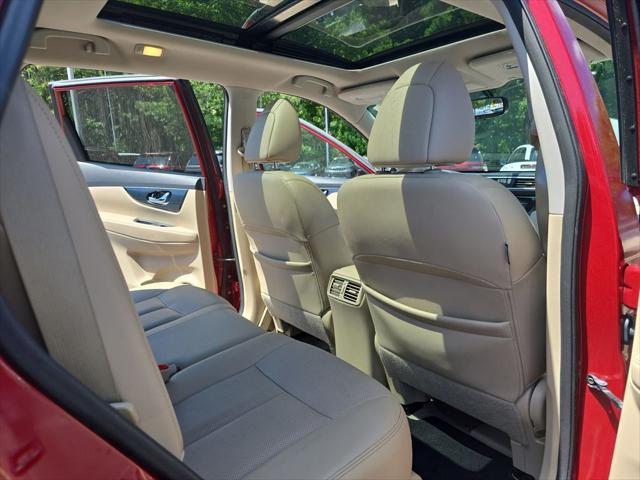 used 2015 Nissan Rogue car, priced at $11,550
