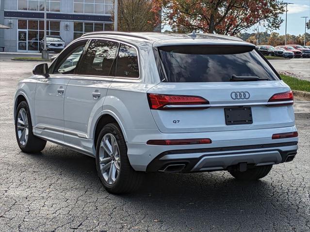 new 2025 Audi Q7 car, priced at $72,137