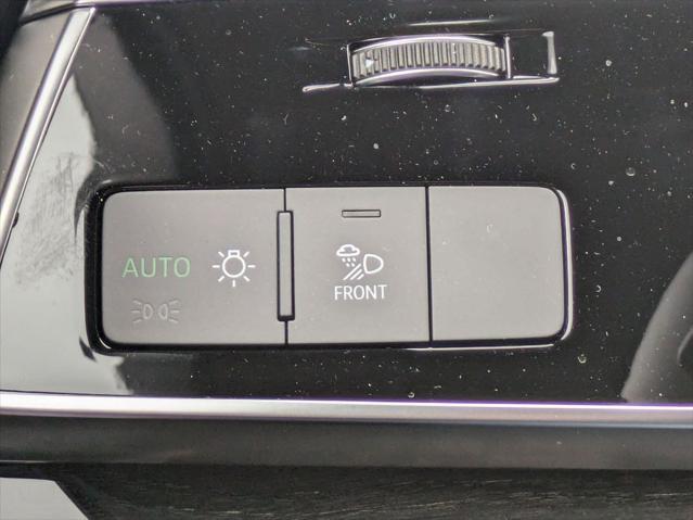 new 2025 Audi Q7 car, priced at $74,880