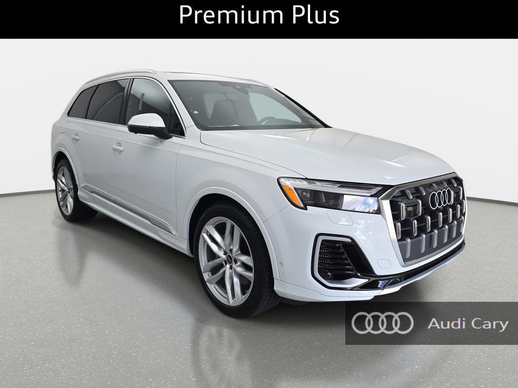 new 2025 Audi Q7 car, priced at $69,450