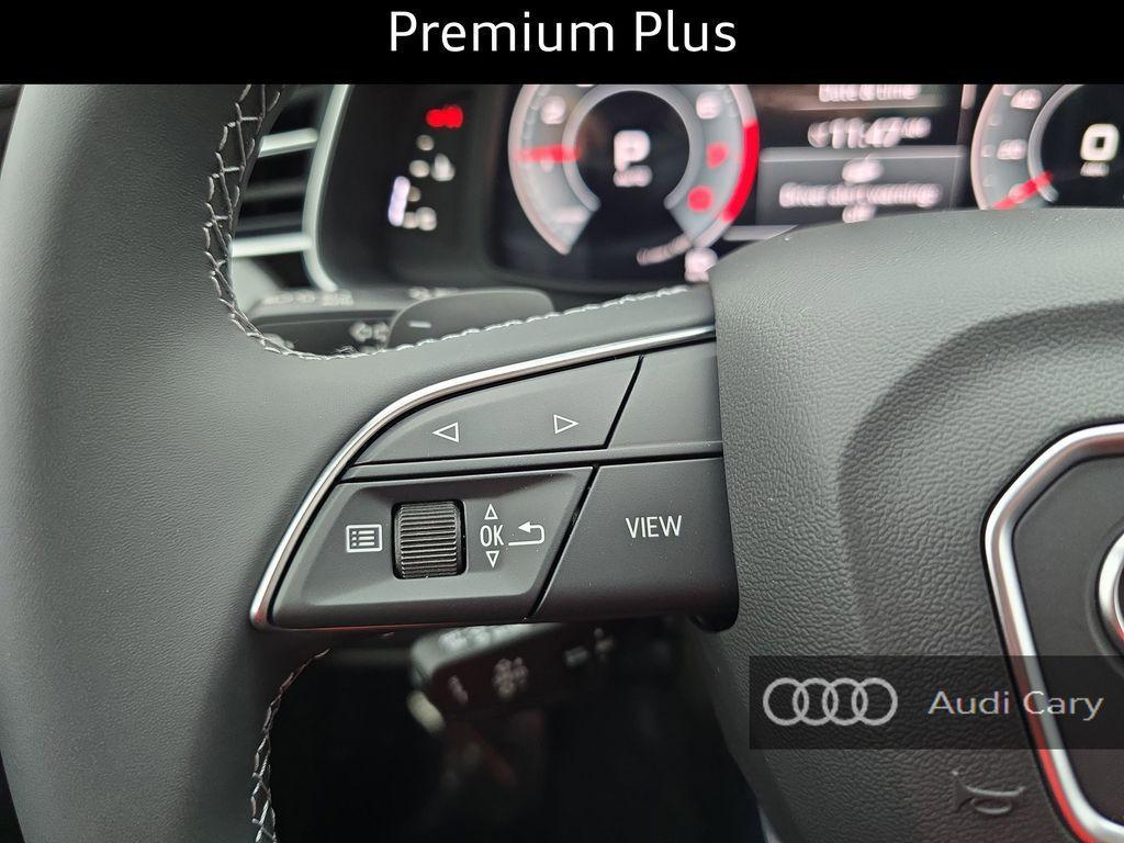 new 2025 Audi Q7 car, priced at $69,450