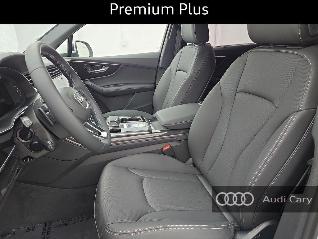 new 2025 Audi Q7 car, priced at $69,450