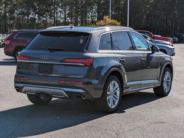 new 2025 Audi Q7 car, priced at $67,364