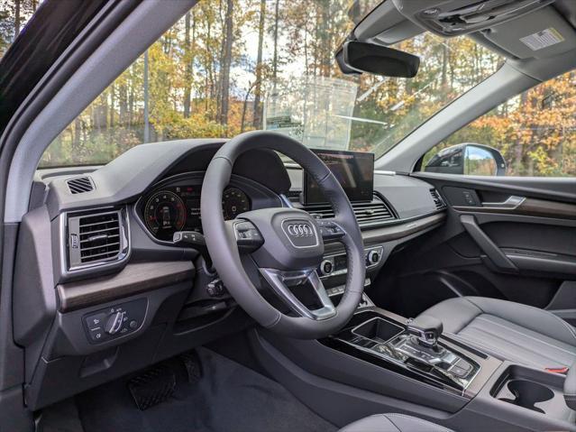 new 2025 Audi Q5 car, priced at $48,425