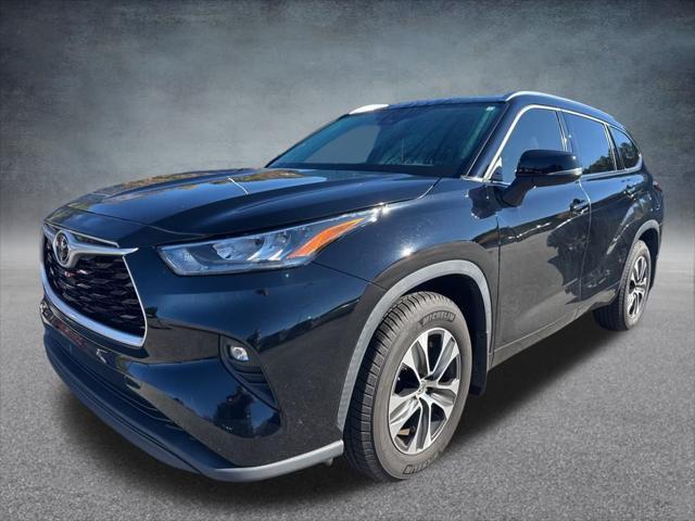 used 2020 Toyota Highlander car, priced at $31,150