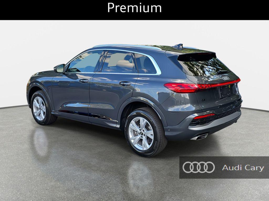 new 2025 Audi Q5 car, priced at $56,975