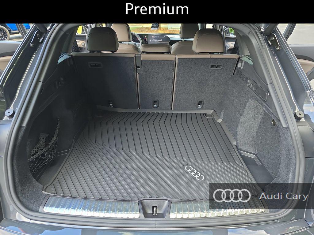 new 2025 Audi Q5 car, priced at $56,975