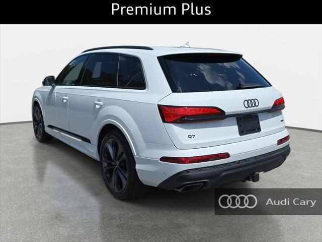 new 2025 Audi Q7 car, priced at $70,528