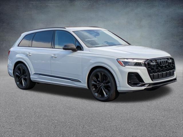 new 2025 Audi Q7 car, priced at $76,769