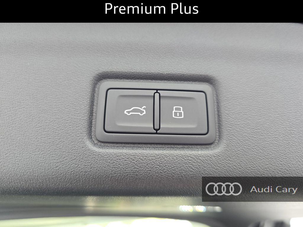 new 2025 Audi Q6 e-tron car, priced at $66,077