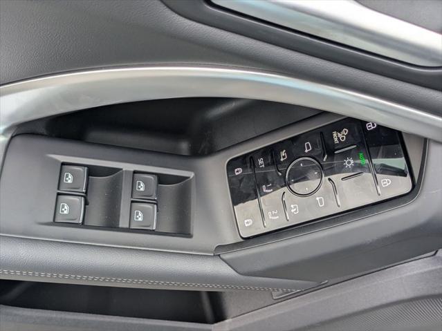 new 2025 Audi Q5 car, priced at $60,479