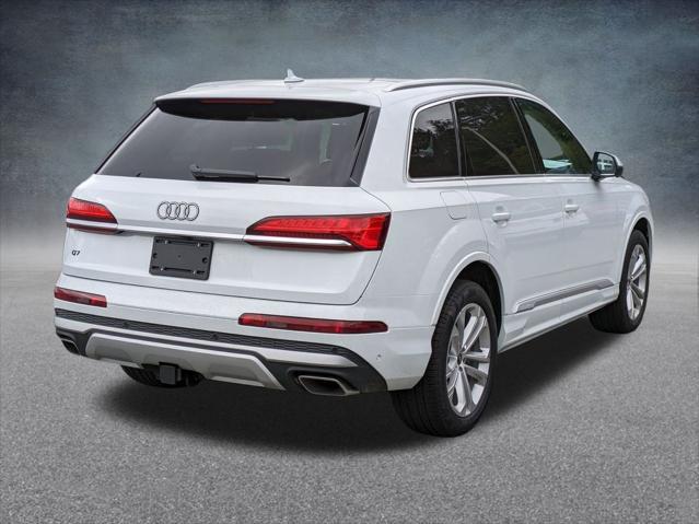 new 2025 Audi Q7 car, priced at $70,142