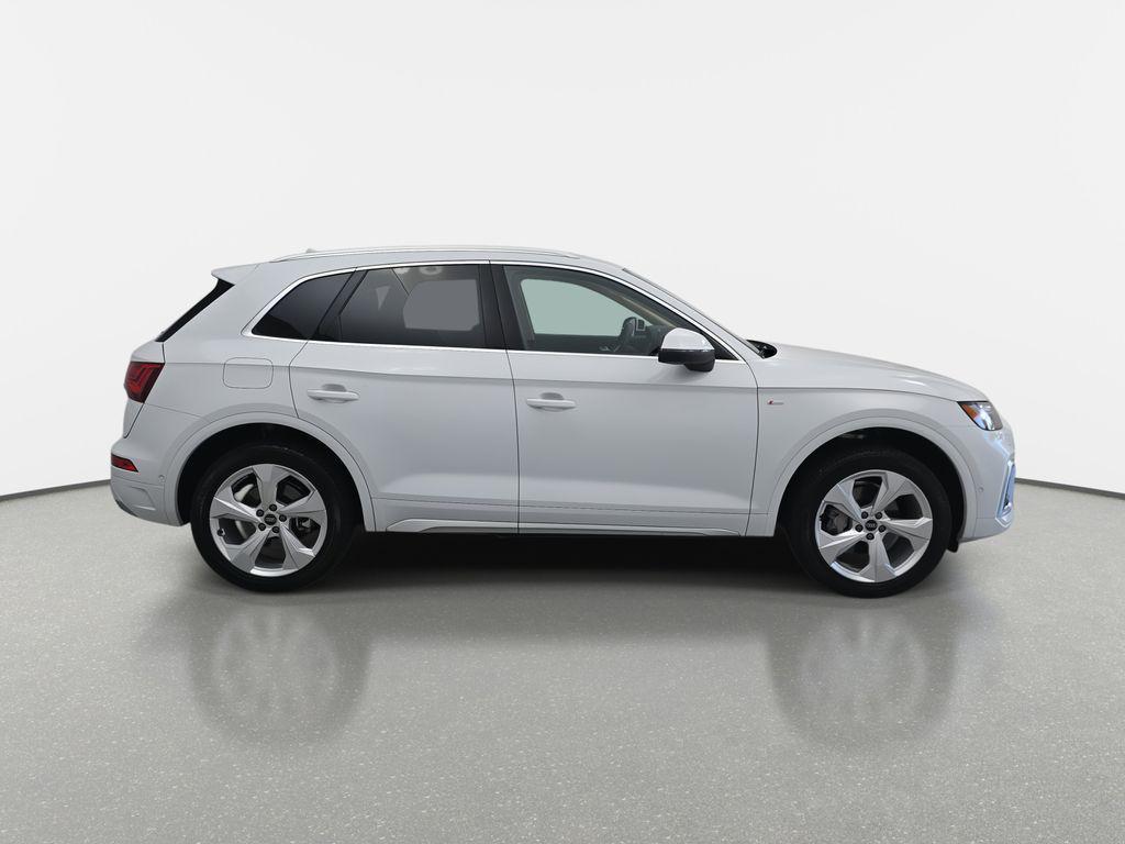used 2025 Audi Q5 car, priced at $50,950