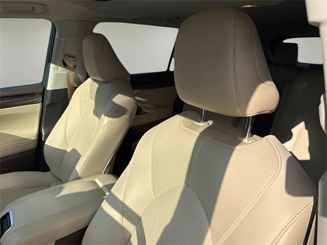used 2021 Toyota Highlander car, priced at $36,790