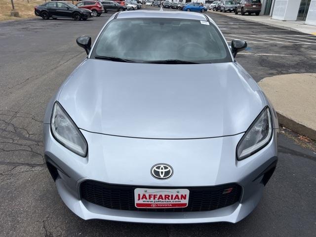 used 2022 Toyota GR86 car, priced at $25,990