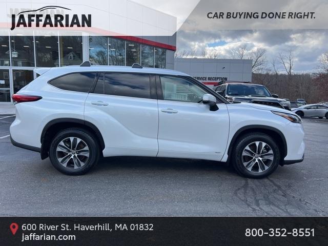 used 2022 Toyota Highlander Hybrid car, priced at $41,990