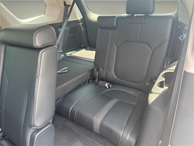 used 2025 Honda Pilot car, priced at $40,990