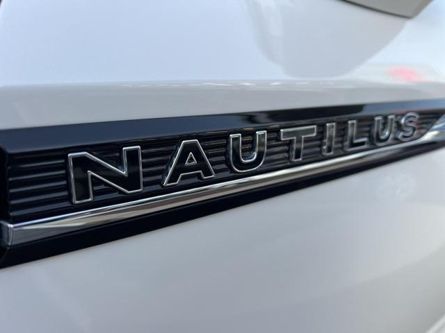 used 2021 Lincoln Nautilus car, priced at $40,690