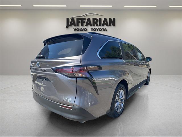 used 2023 Toyota Sienna car, priced at $40,590