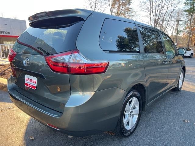 used 2020 Toyota Sienna car, priced at $30,991