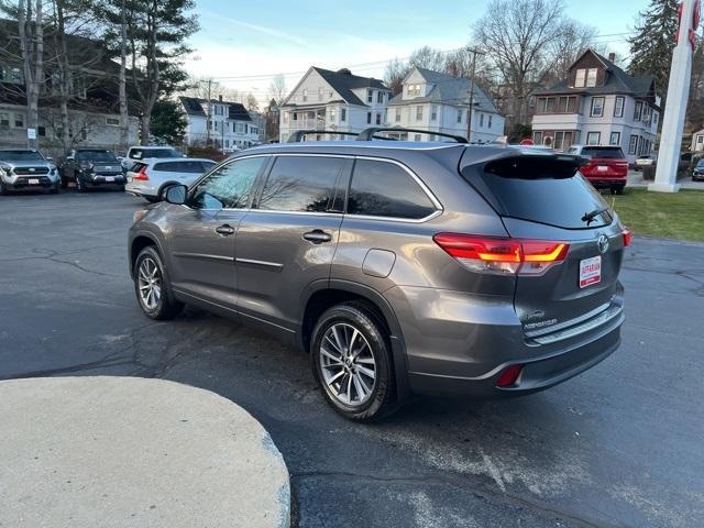 used 2018 Toyota Highlander car, priced at $21,990