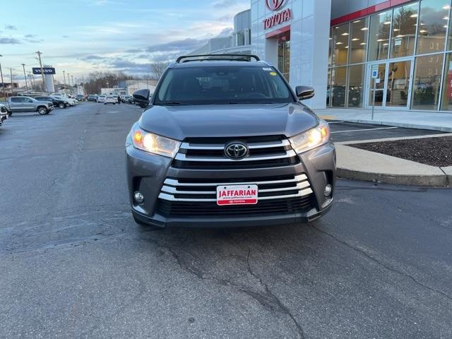 used 2018 Toyota Highlander car, priced at $21,990