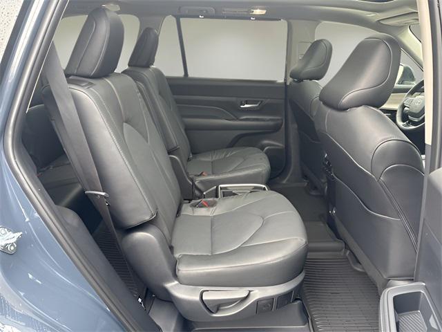 new 2025 Toyota Grand Highlander car, priced at $56,576