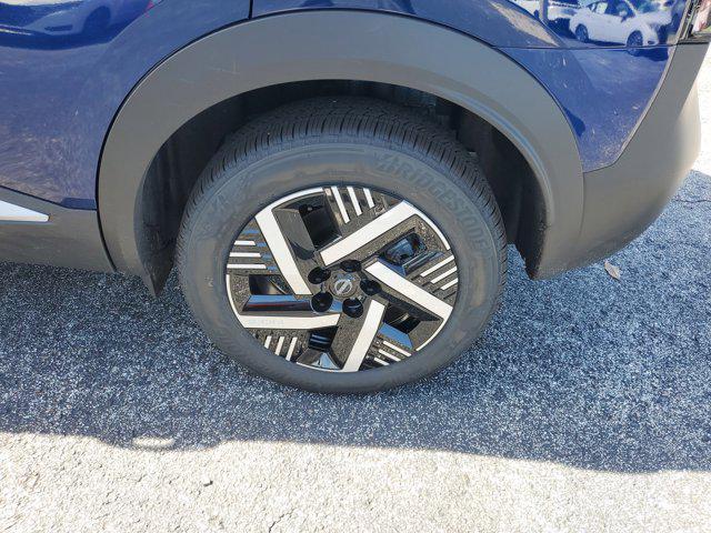 new 2025 Nissan Kicks car, priced at $25,680