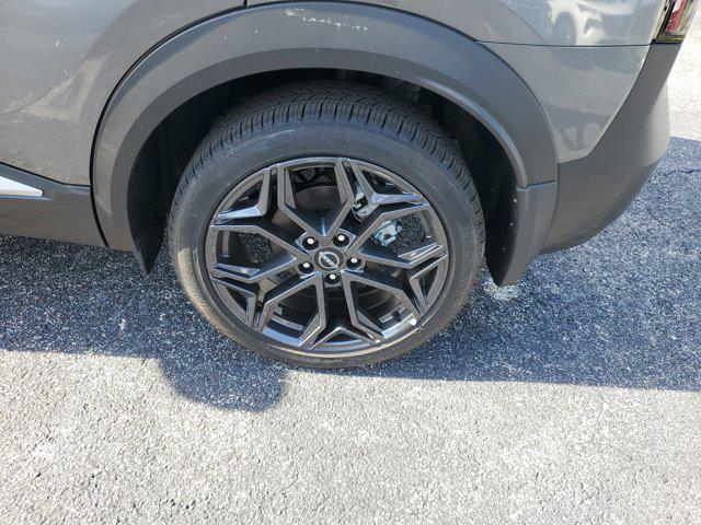 new 2025 Nissan Kicks car, priced at $29,170