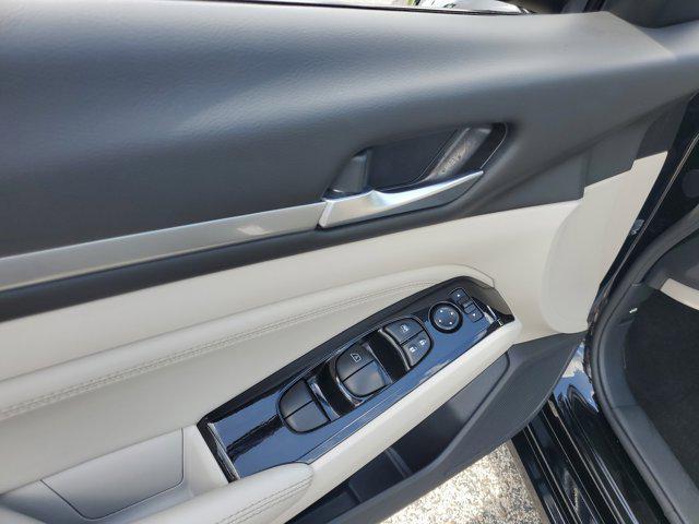 used 2023 Nissan Altima car, priced at $22,492